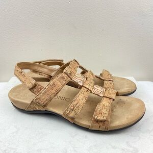 Vionic Amber Cork Sandals Walking Travel Outdoor